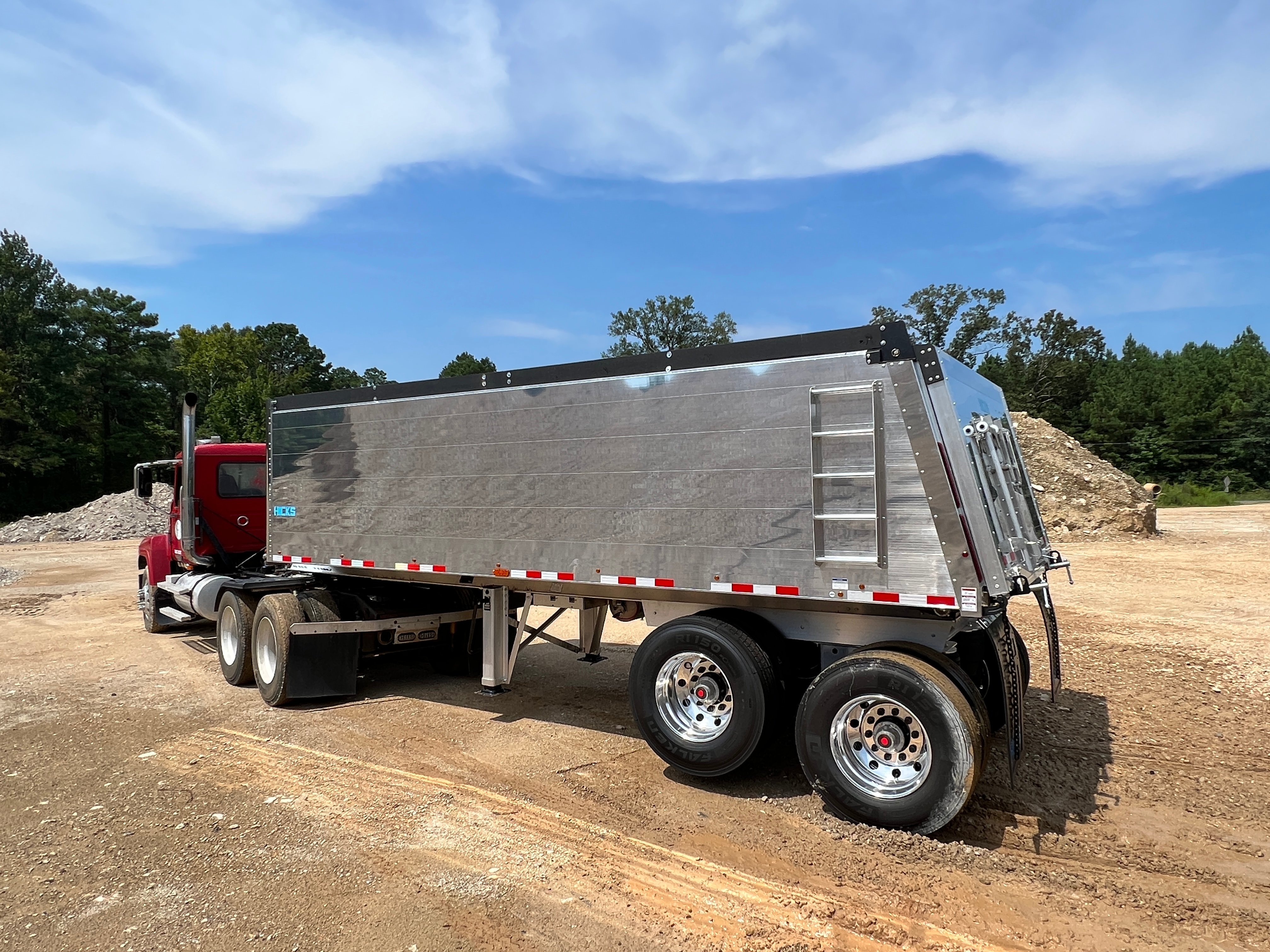 Hicks Mississippi Shorty 24ft Frame Type Aluminum End Dump Trailer
