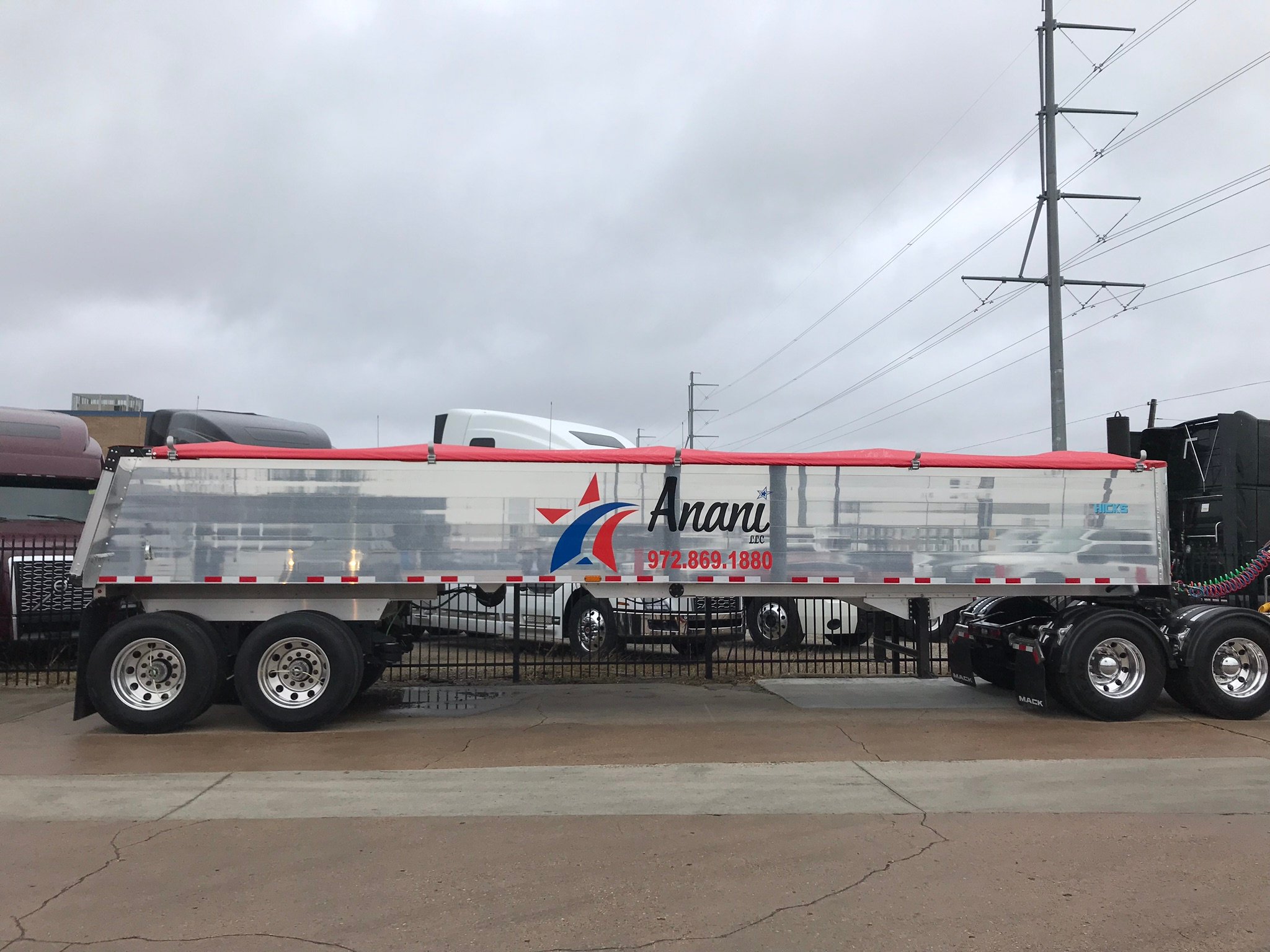 Hicks All American Jack of All Trades 39ft Aluminum End Dump Trailer